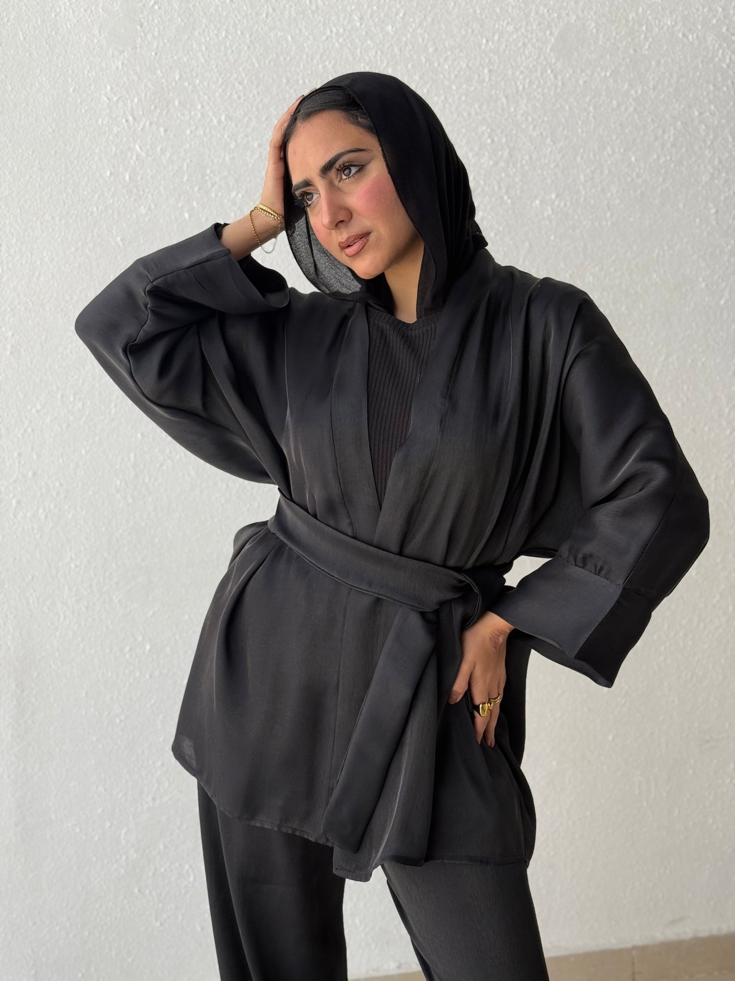 Shimmer kimono with belt