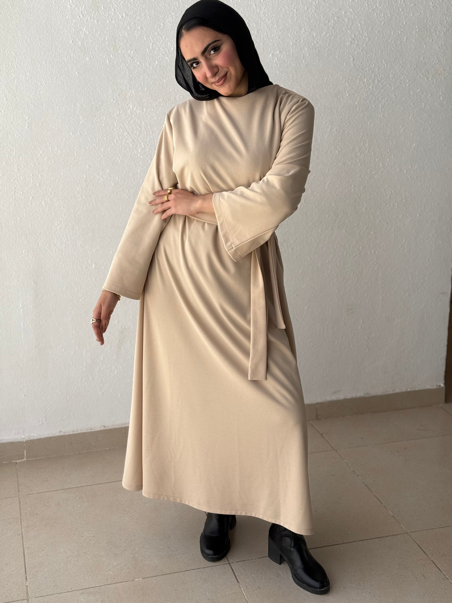 Modest dress with belt