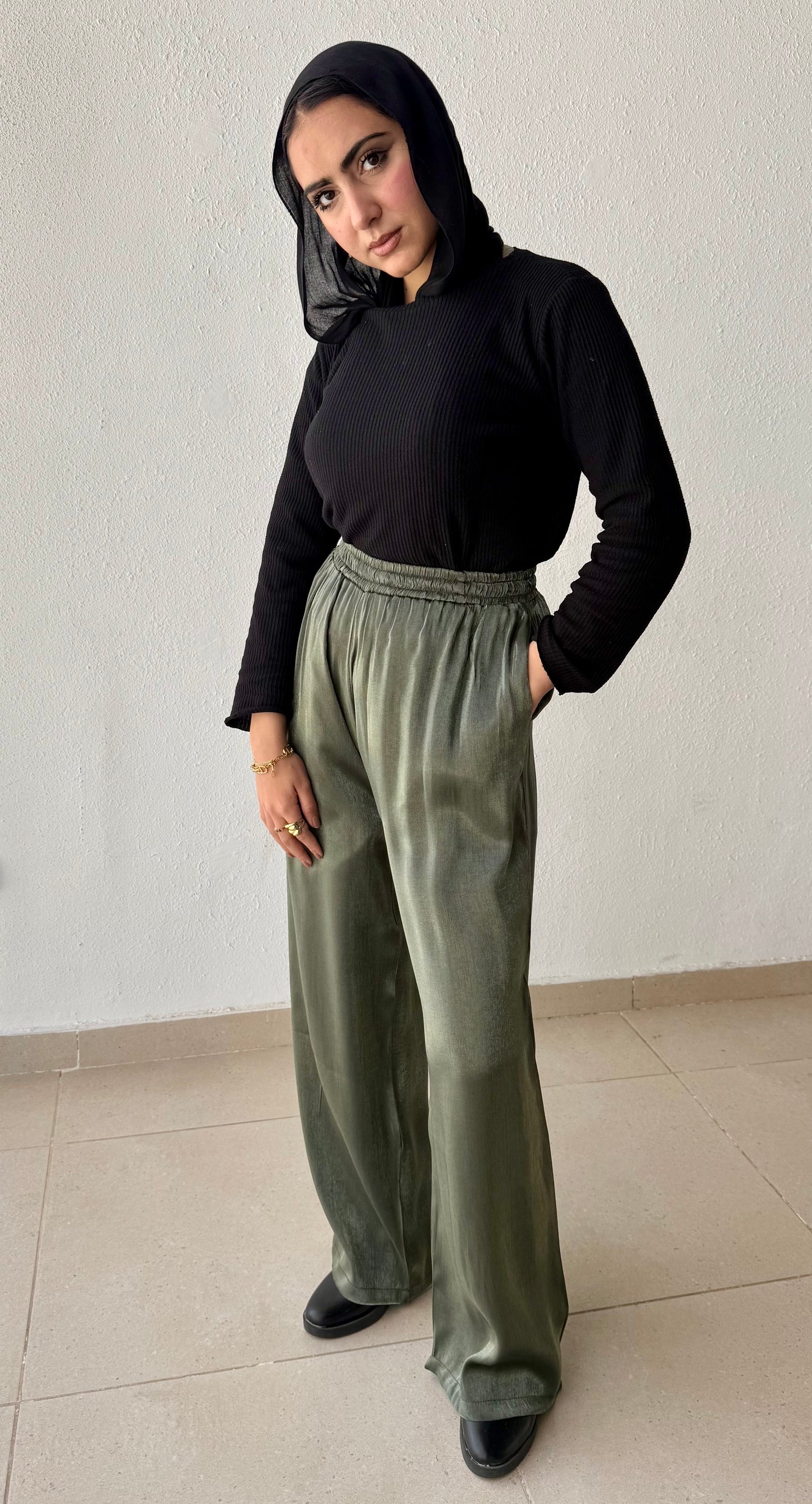 Shimmer satin wide leg pant