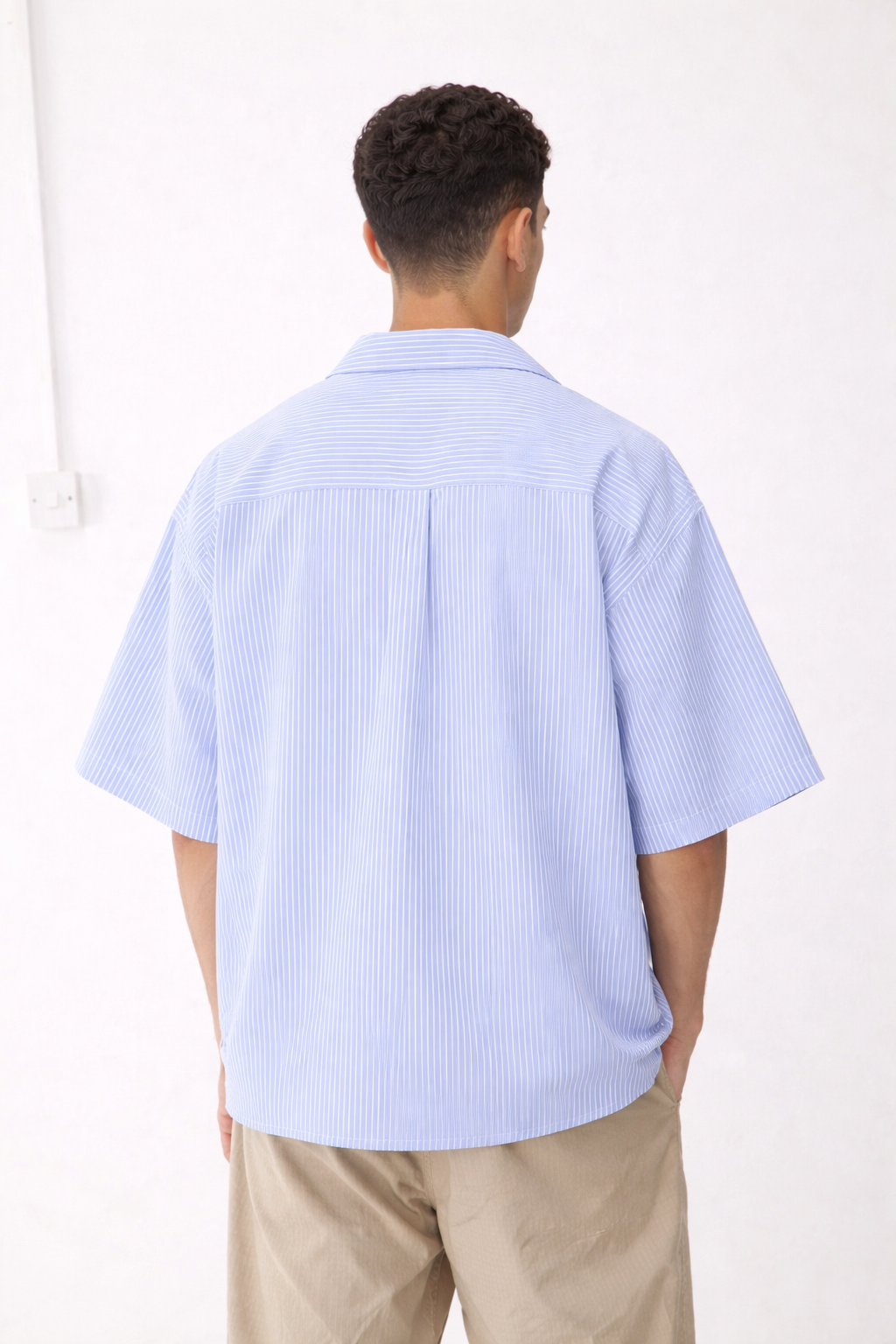 Stripped boxy short sleeves shirt