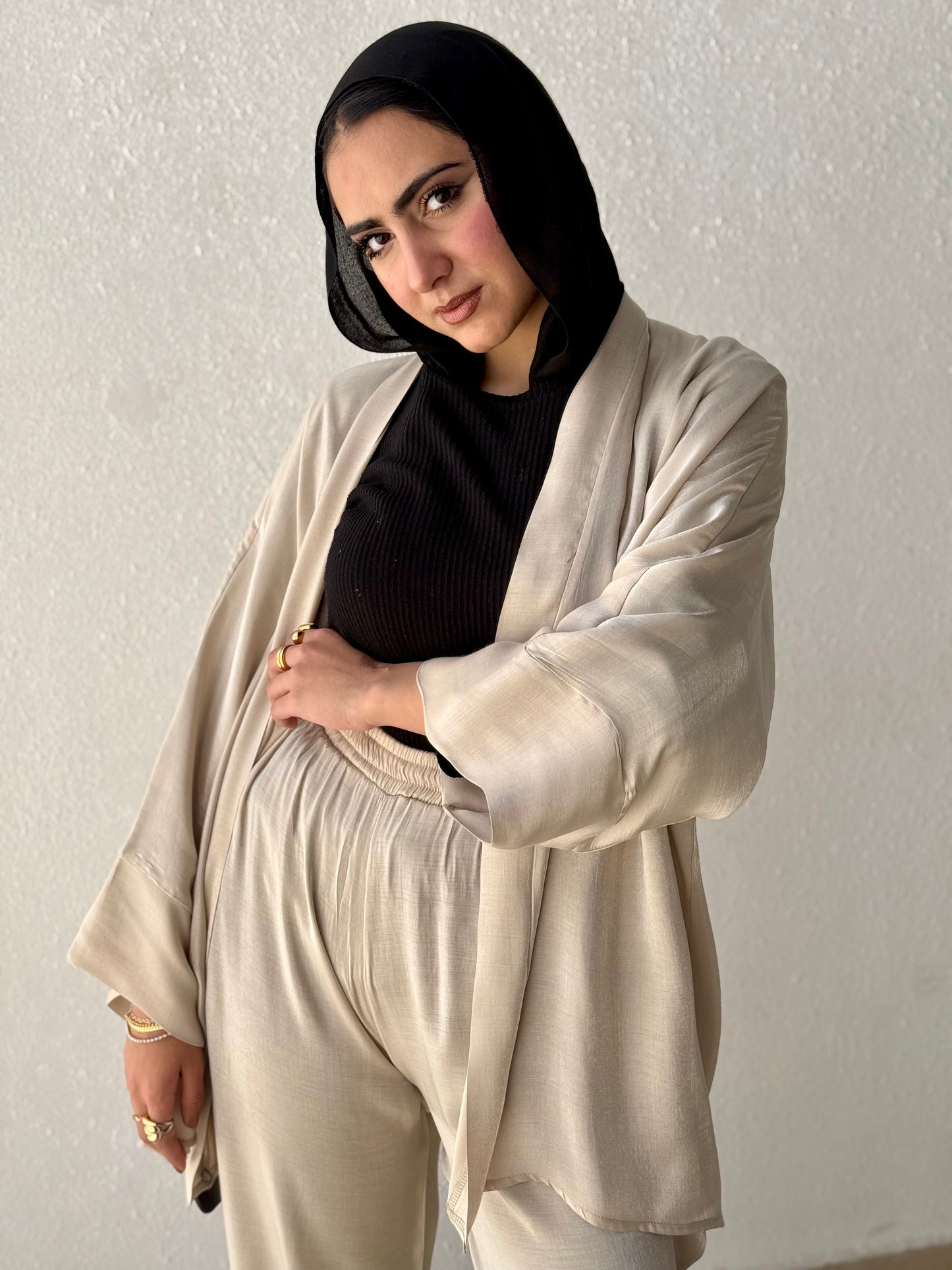 Shimmer kimono with belt