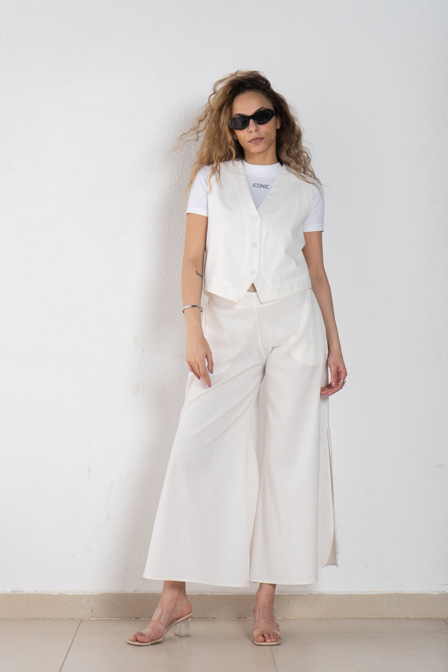 Linen vest