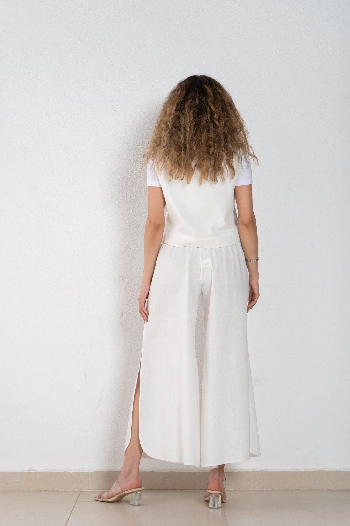 Linen vest