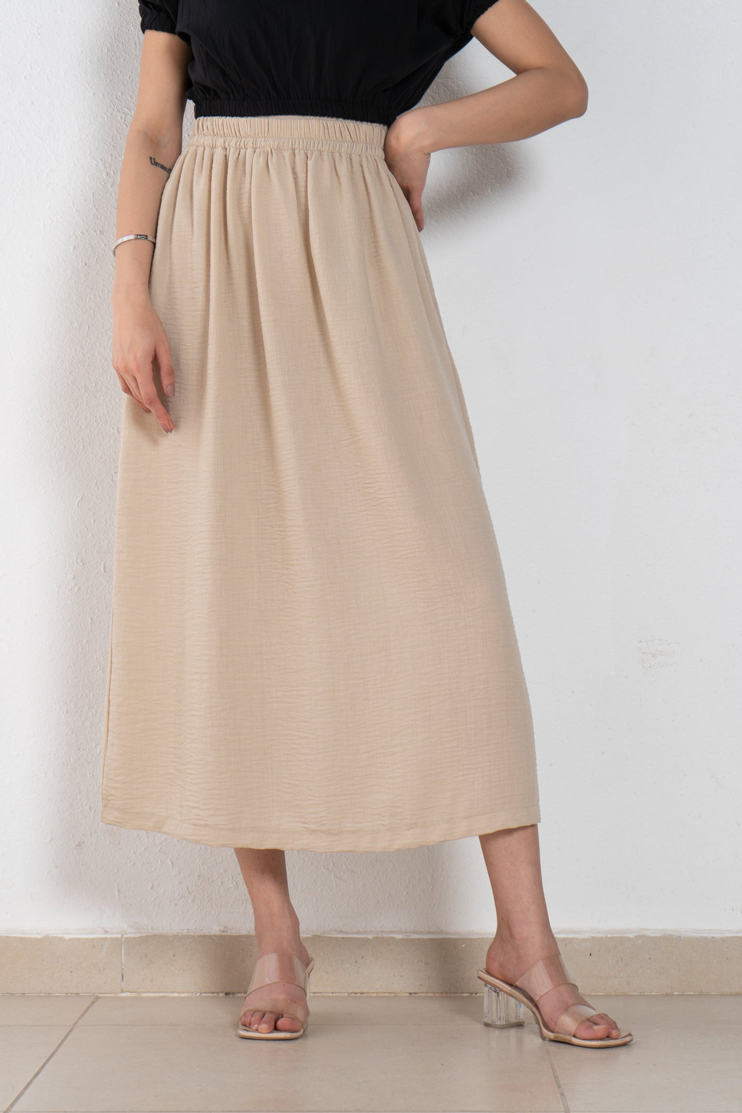Linen skirt with elastic band