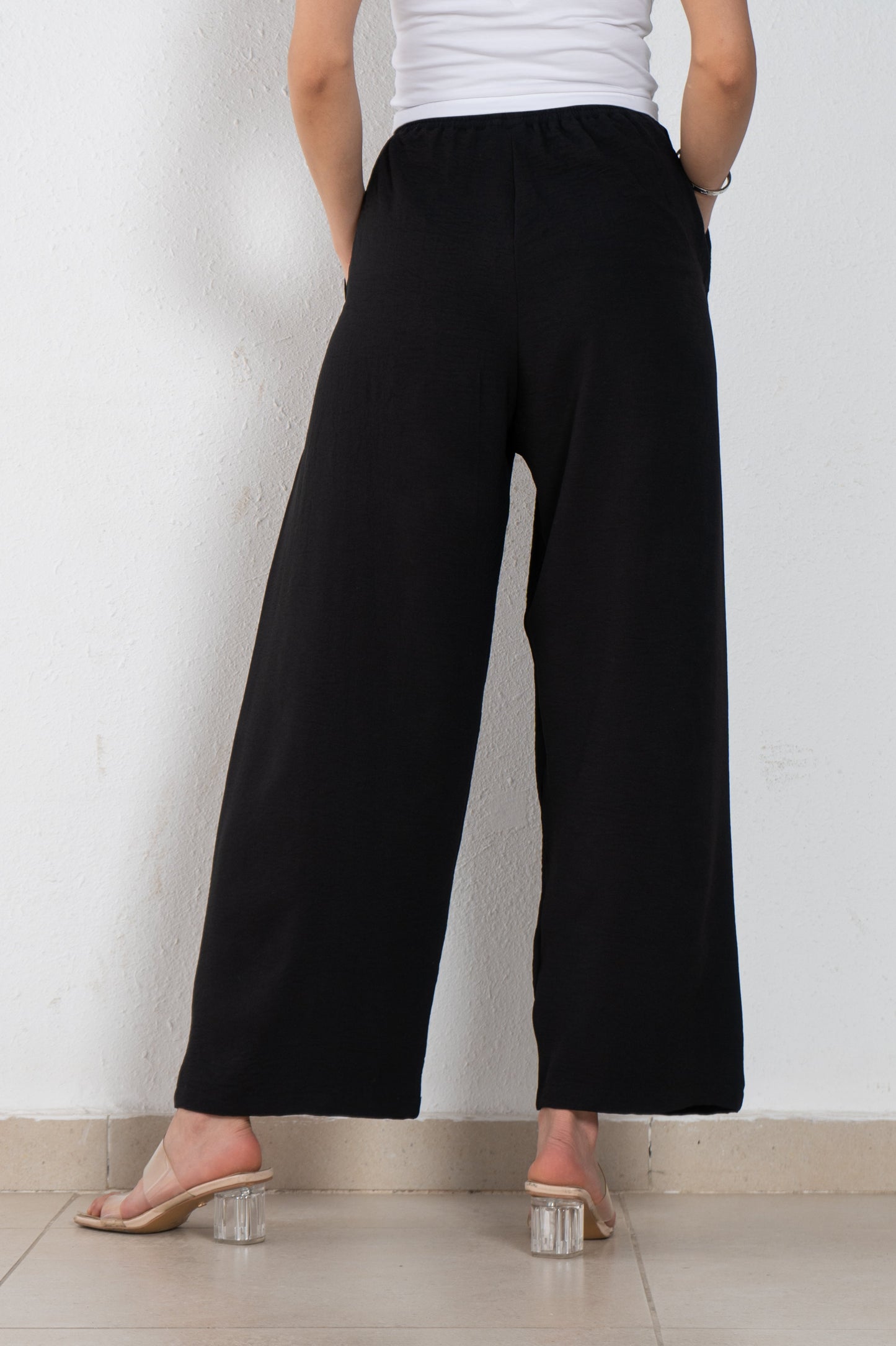 Linen pant with one front pleat