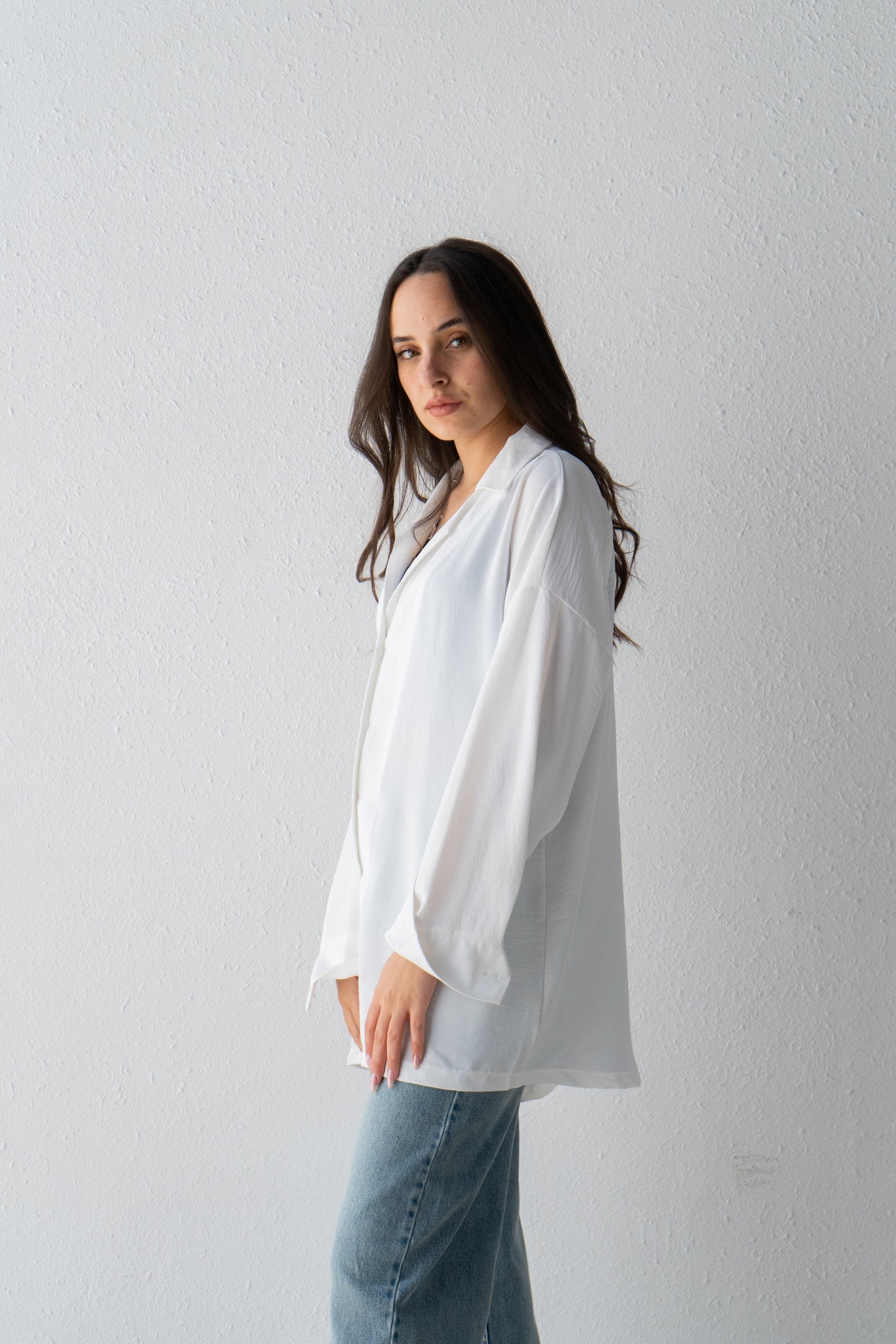 Long sleeves linen shirt with safari collar