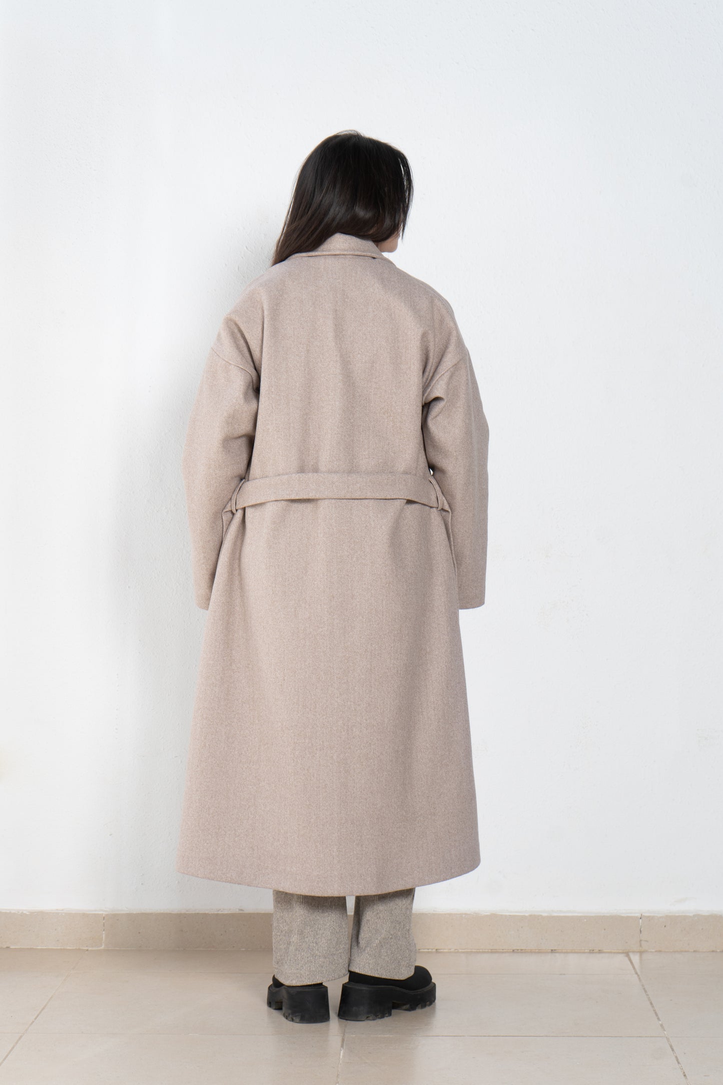Oversized coat with belt