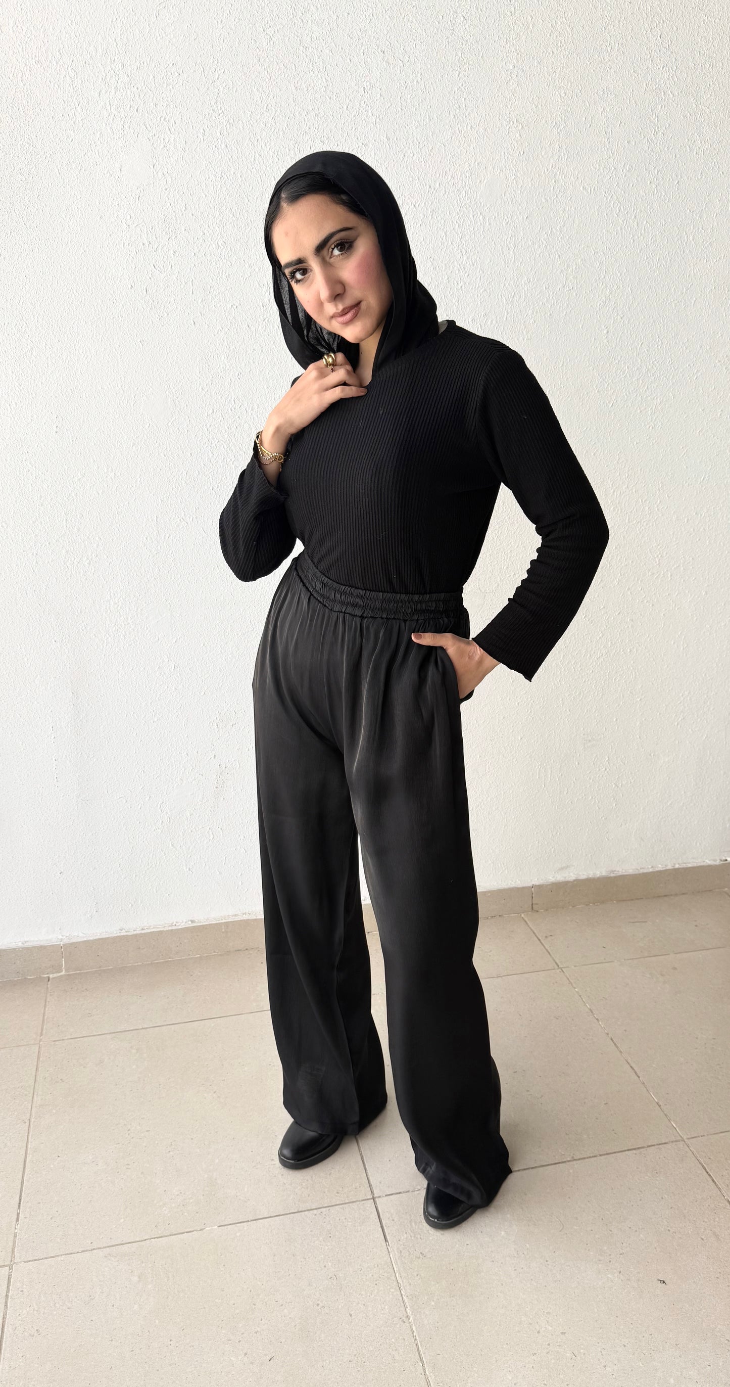 Shimmer satin wide leg pant