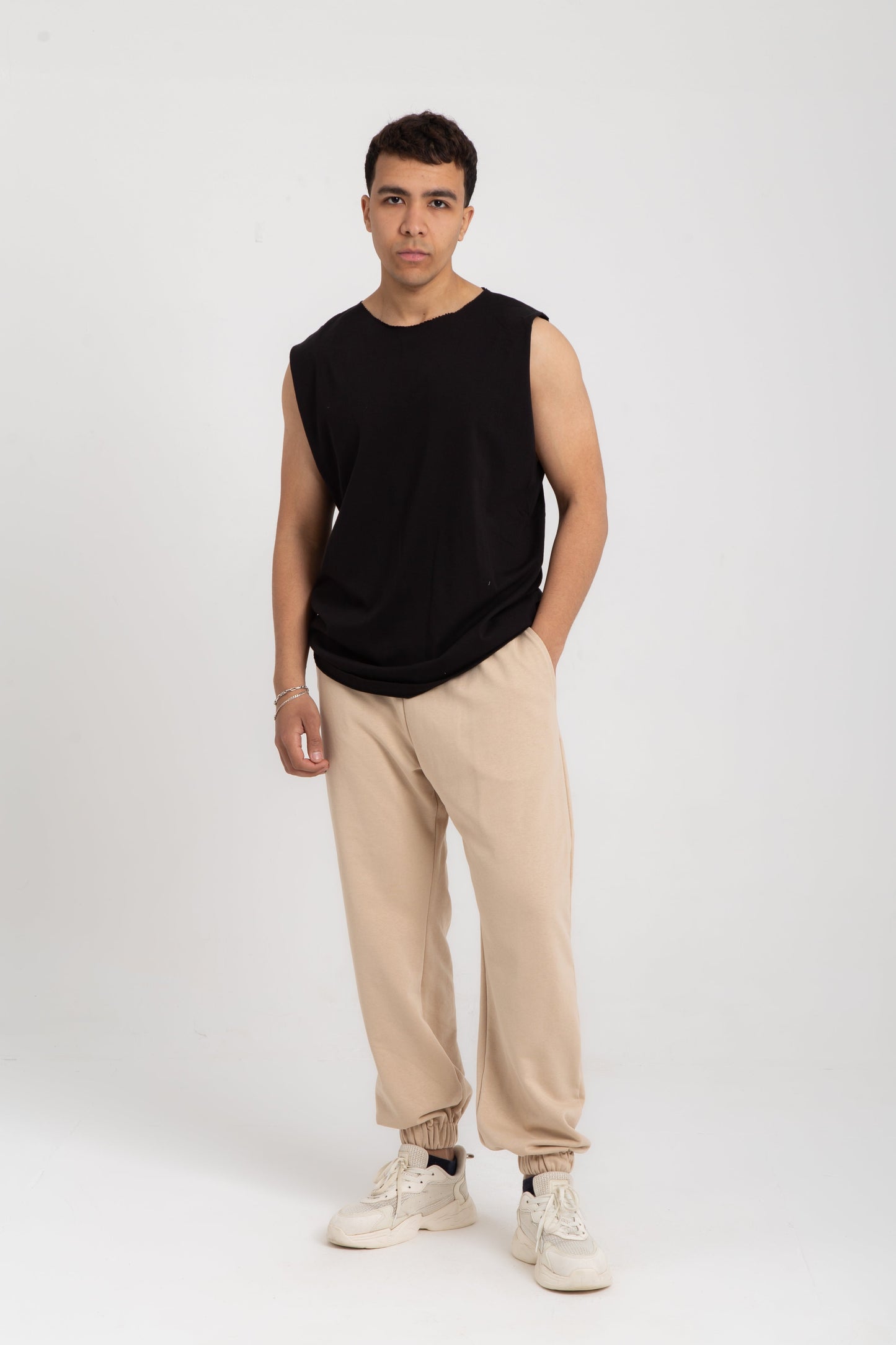 Basic wide shoulders tank top