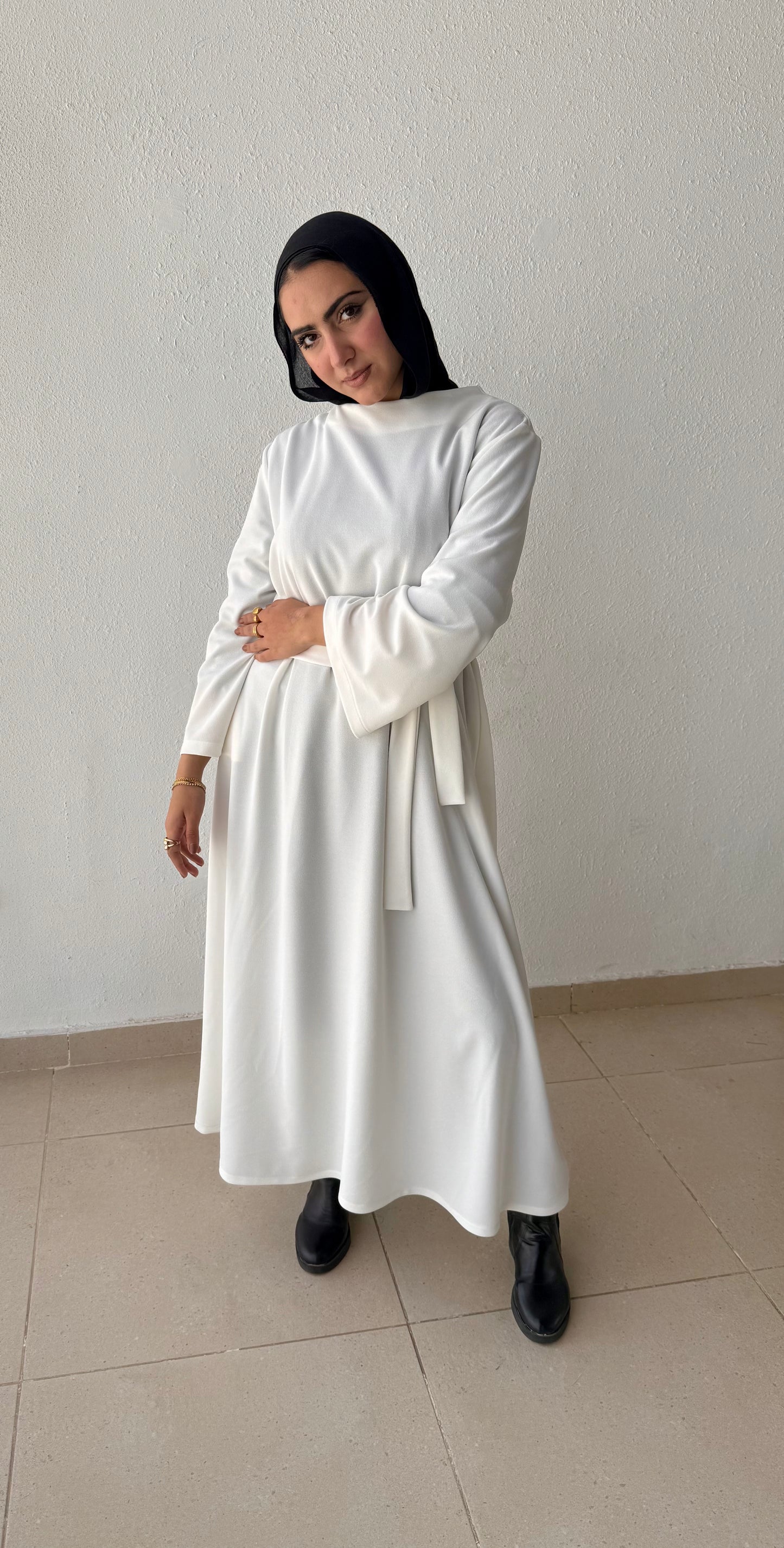 Modest dress with belt