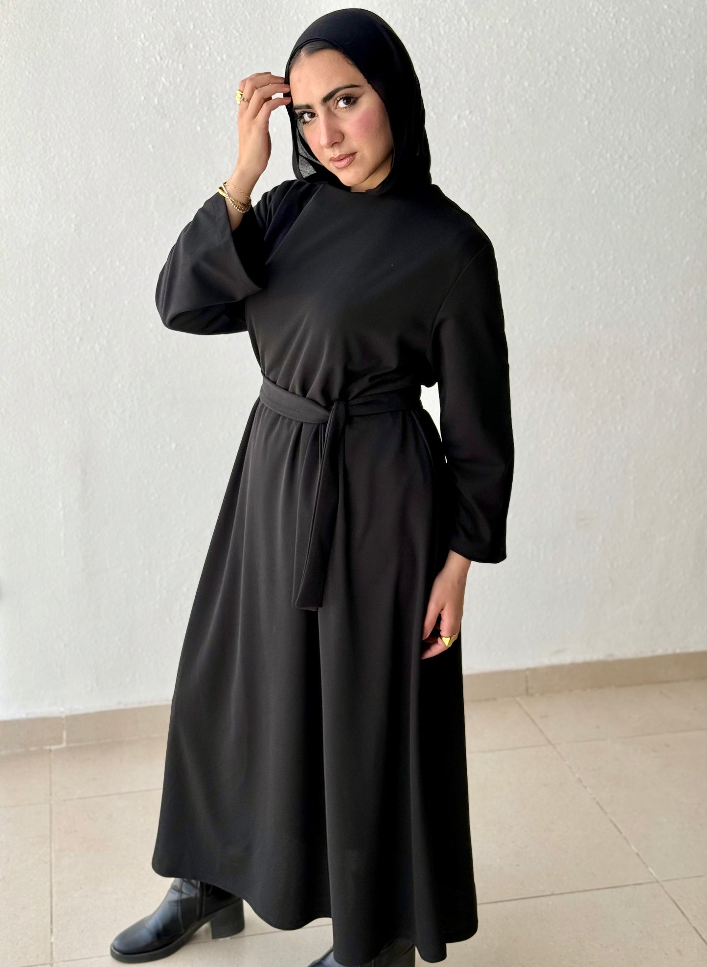 Modest dress with belt