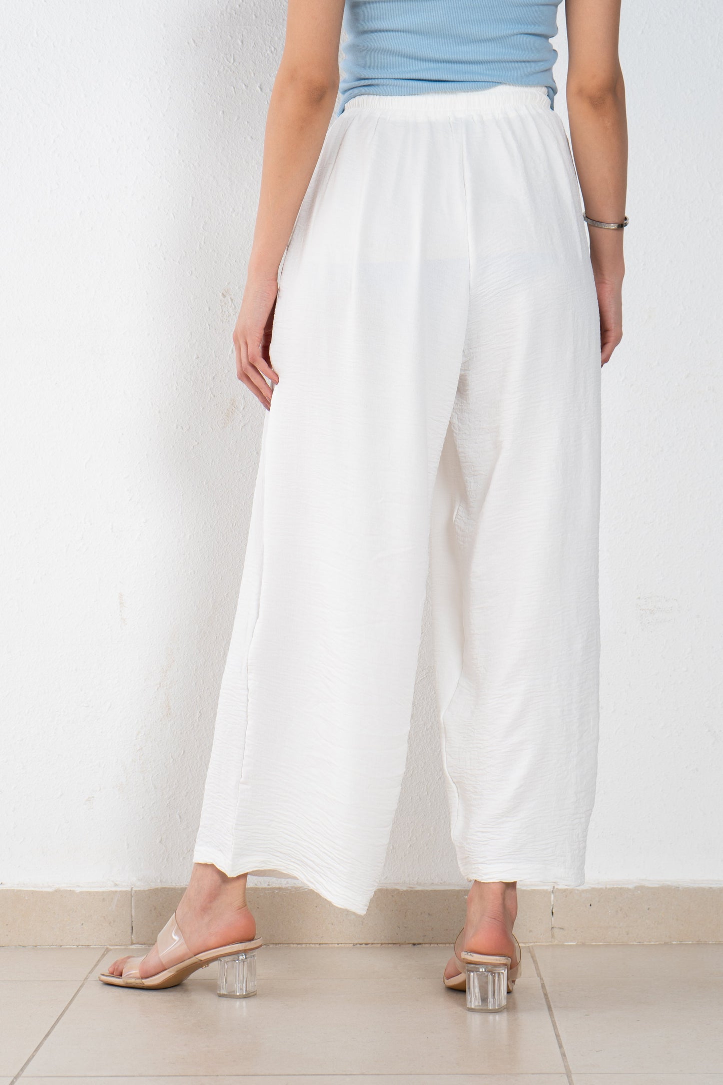 Linen pant with one front pleat