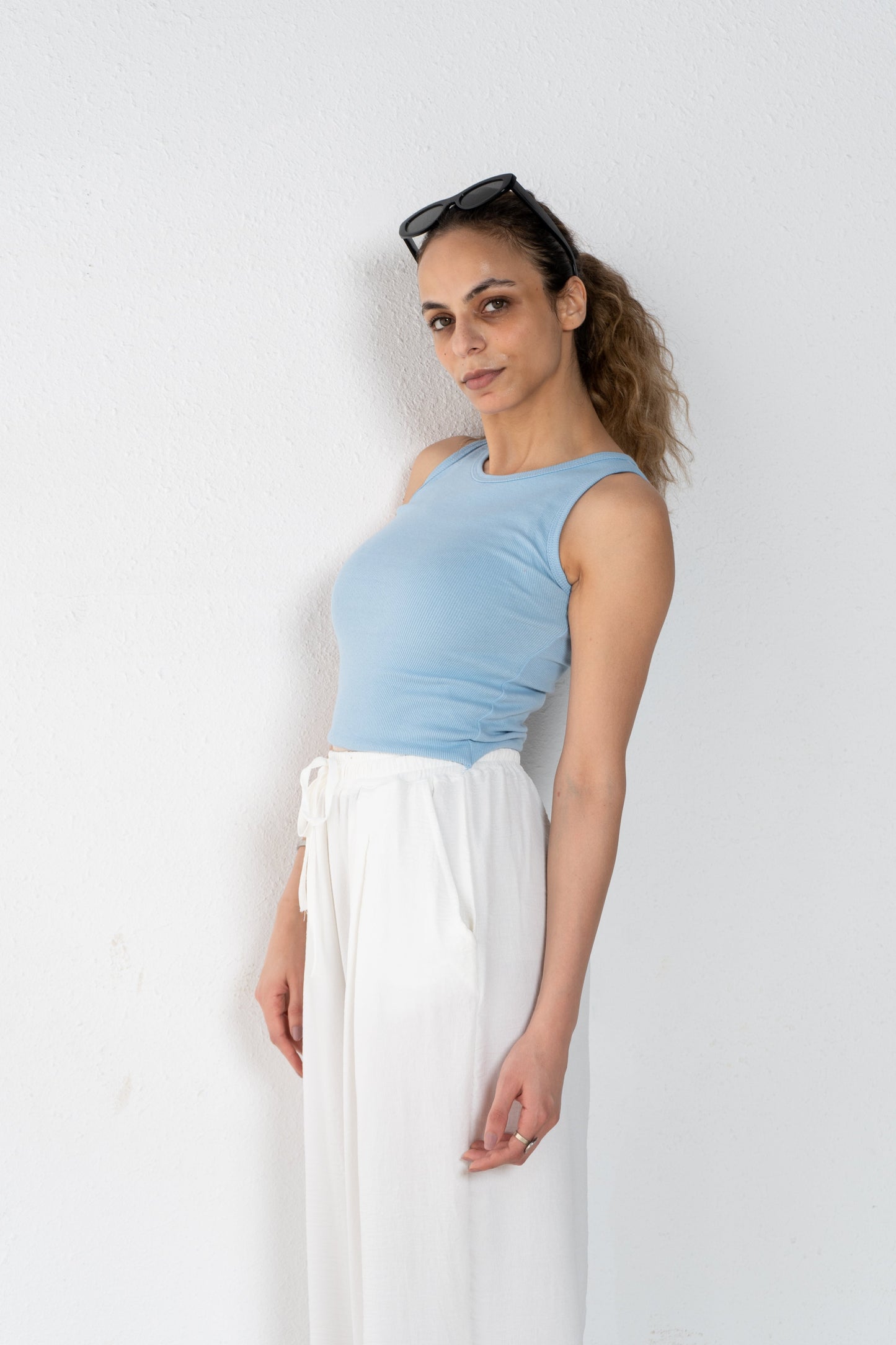 Linen pant with one front pleat