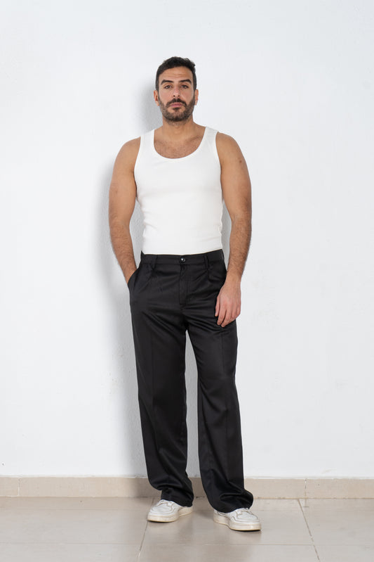 Tailored pant with front pleats and elastic back