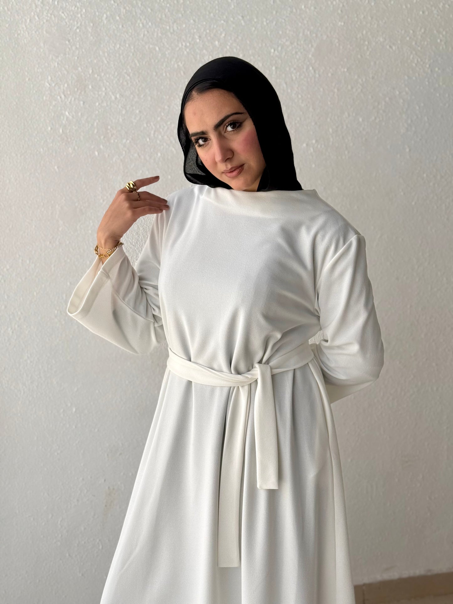 Modest dress with belt