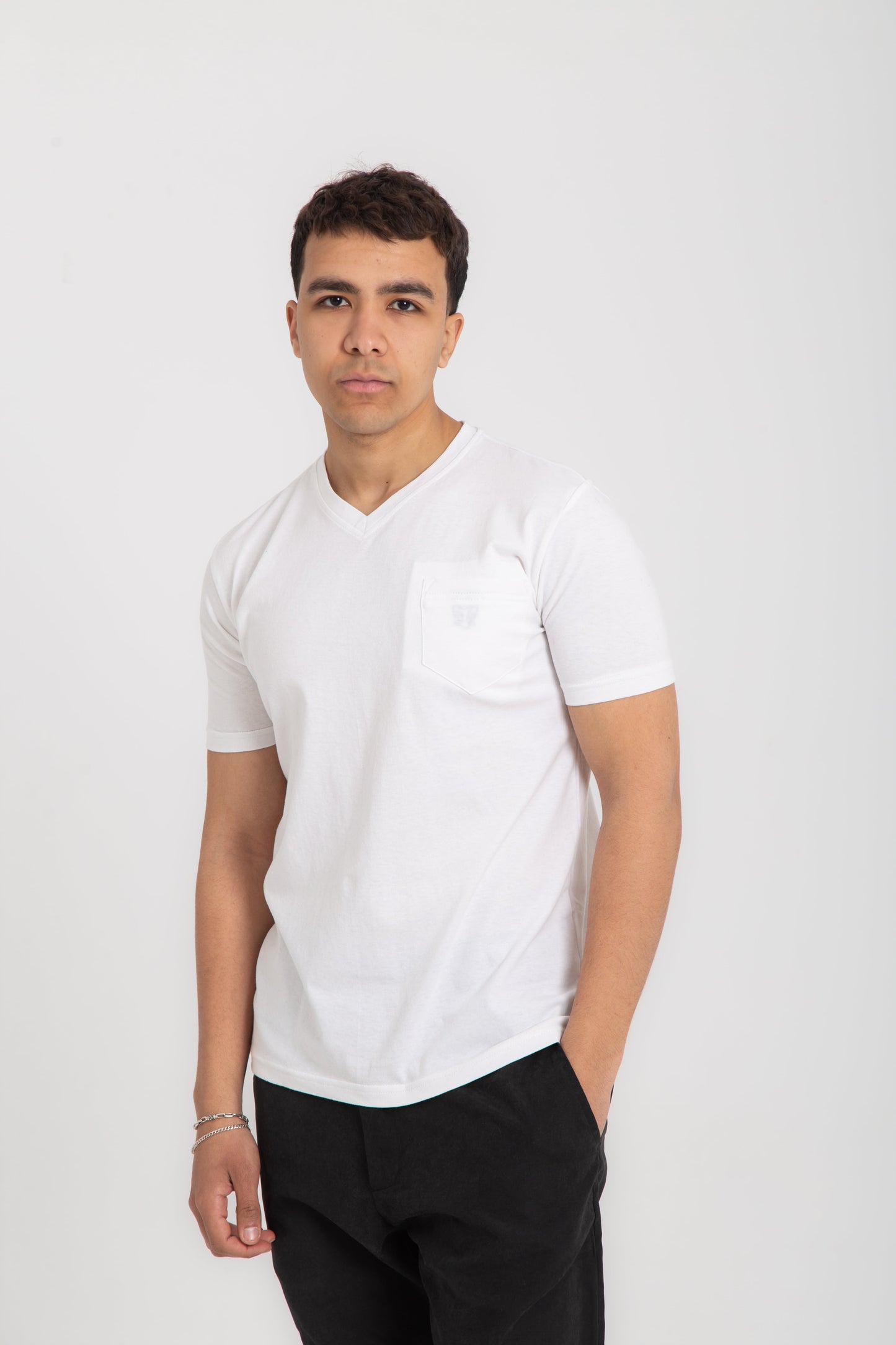 Basic cotton V neck T- shirt with side pocket