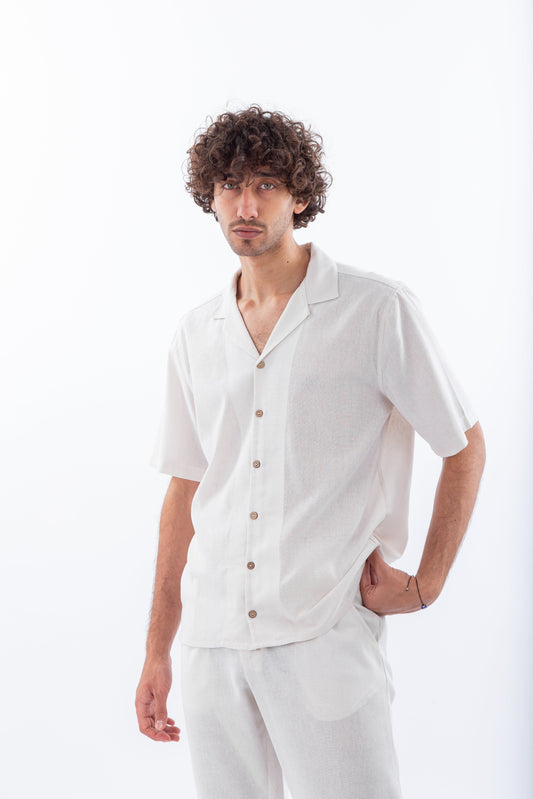 Short sleeves linen shirt with safari collar