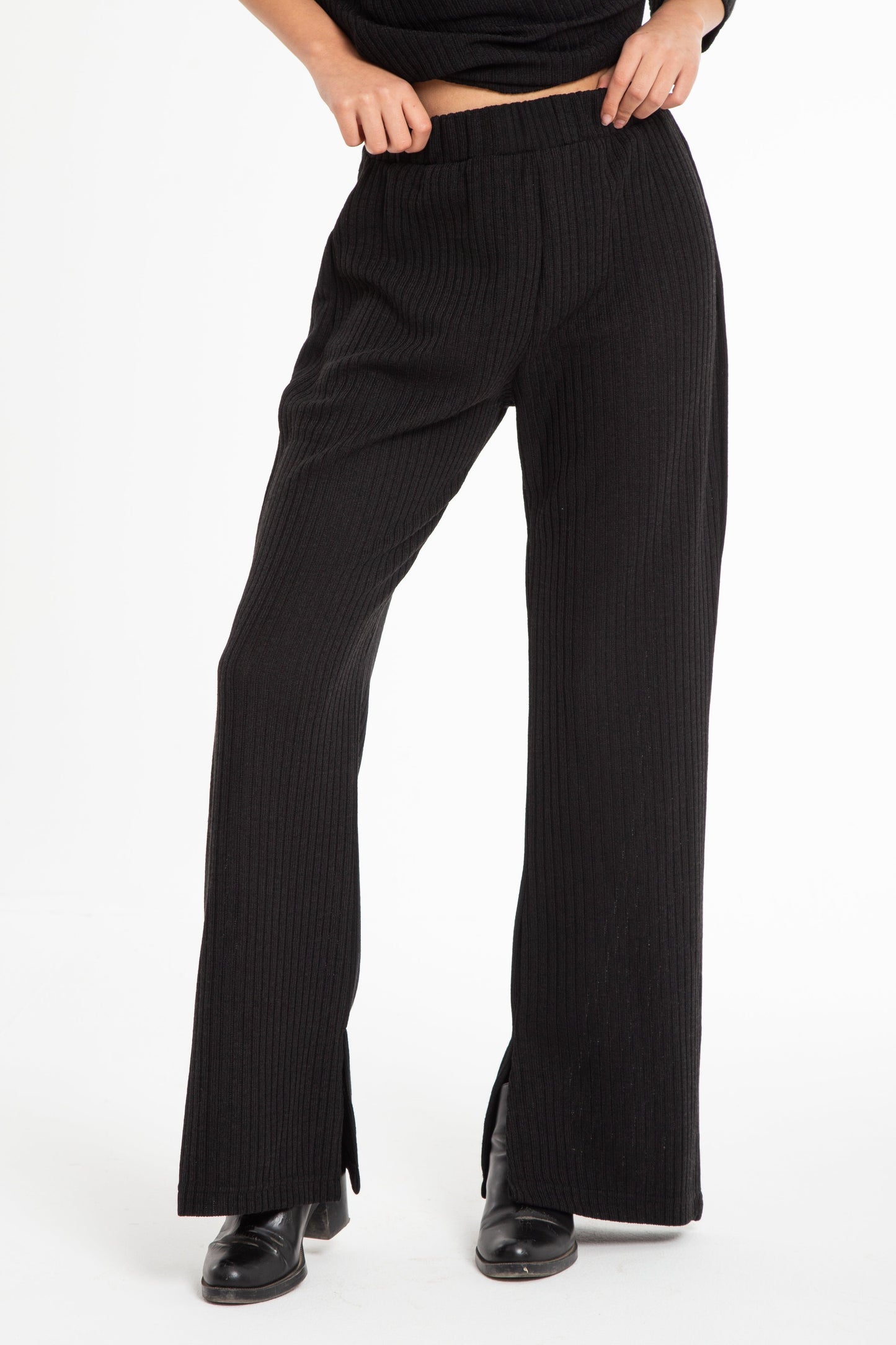 Tricot pant with side slit