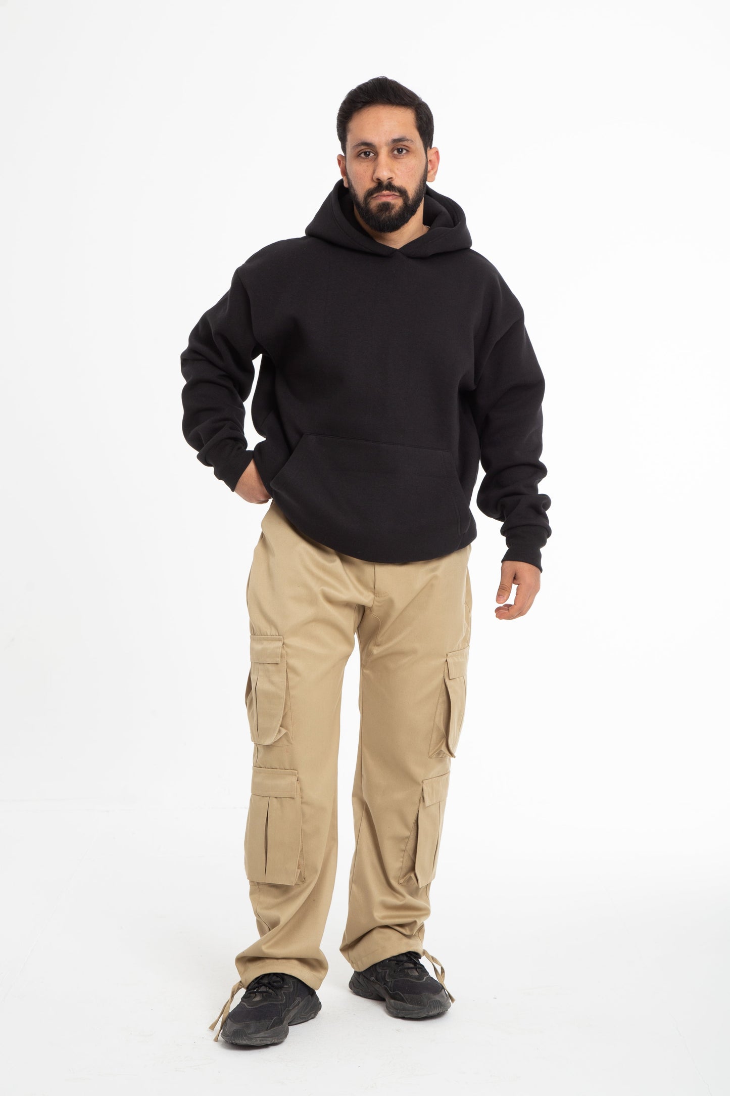 Cargo pants with elastic waist band