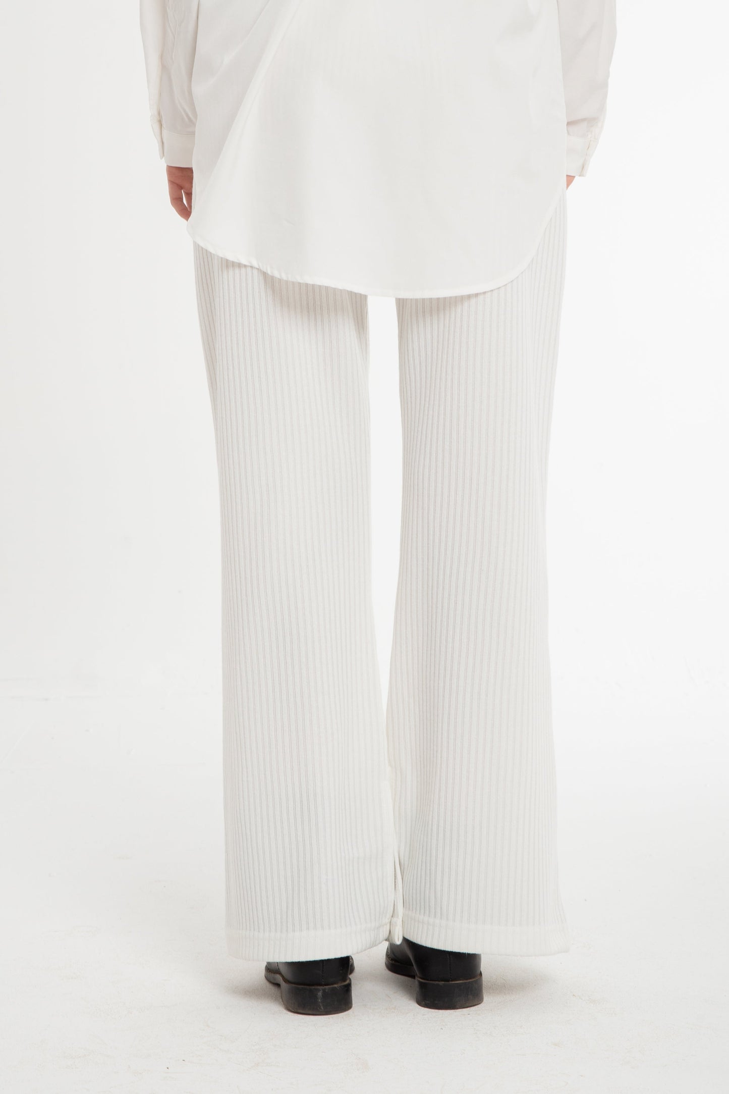 Tricot pant with side slit