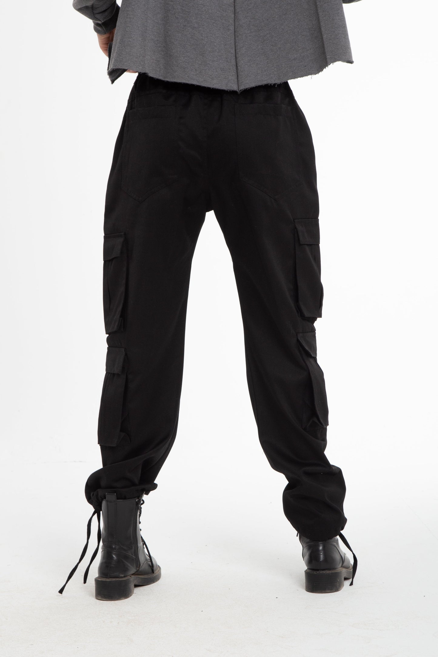 Cargo pants with elastic waist band