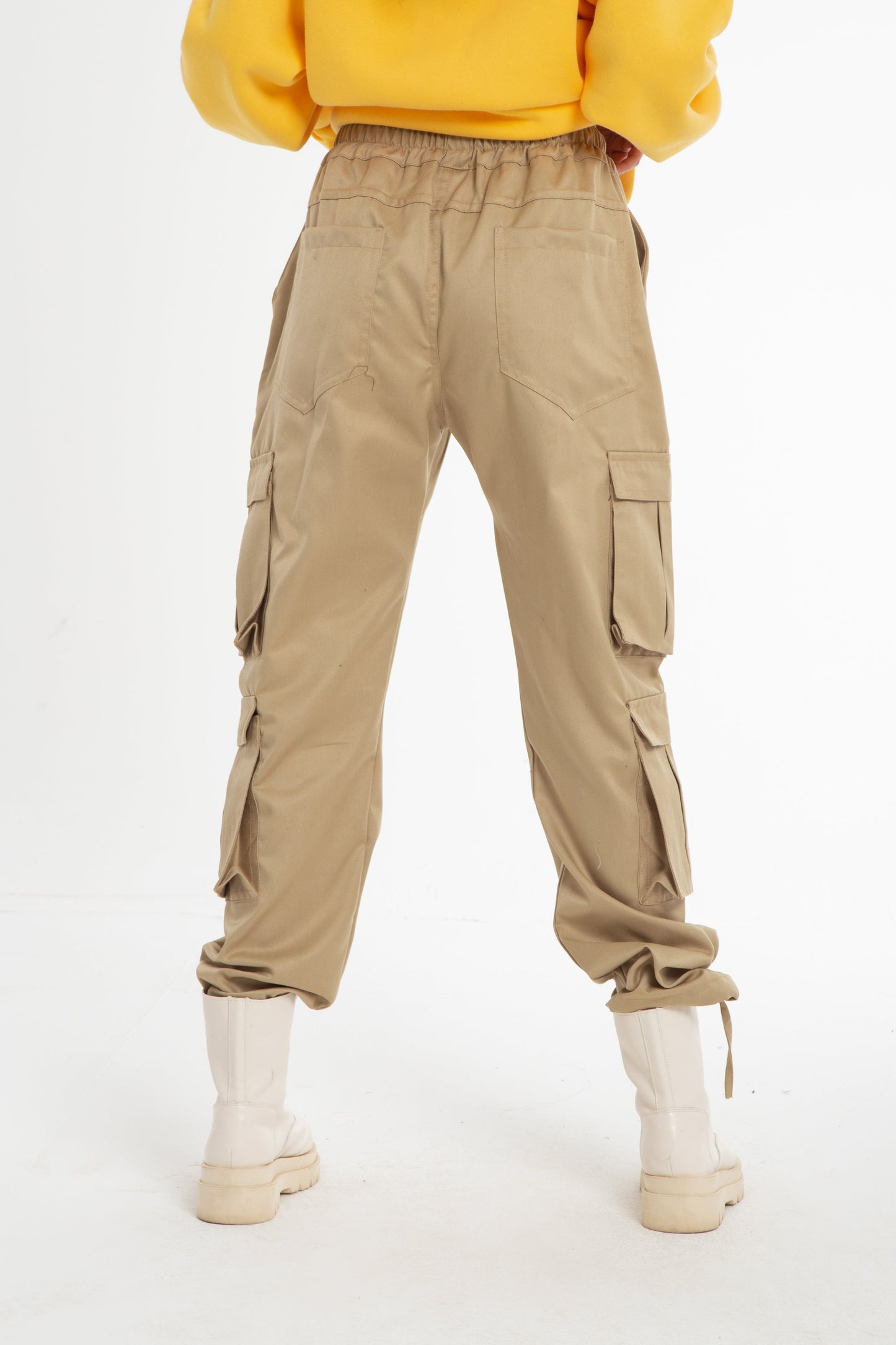 Cargo pants with elastic waist band