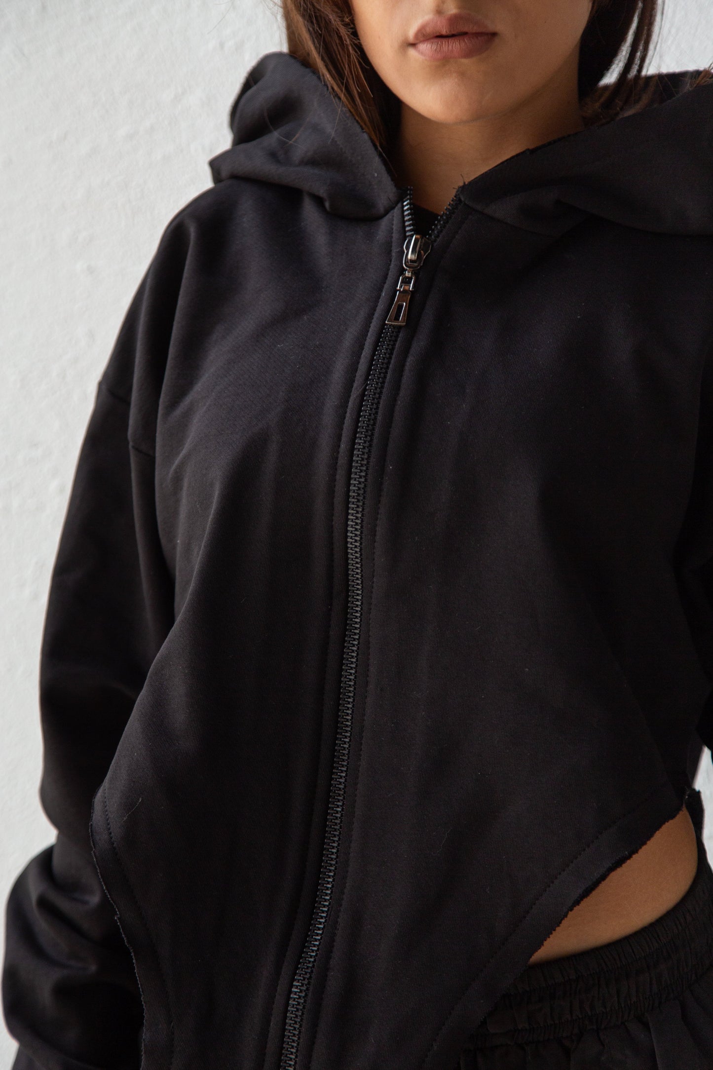 Cotton hoodie with curved front hemline